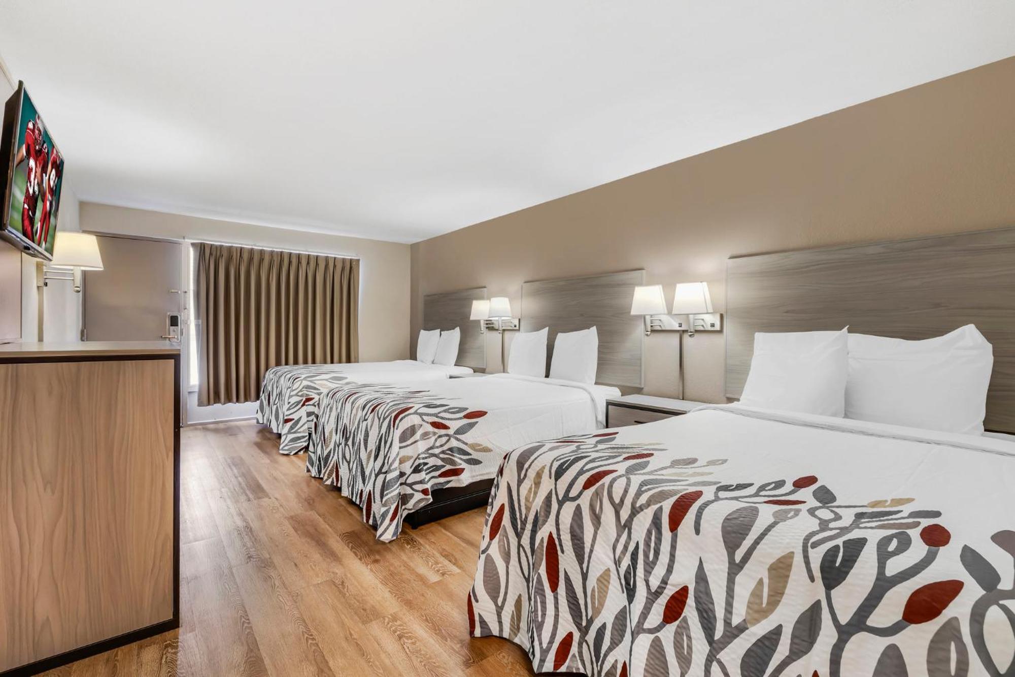 Red Roof Inn סטרודסברג מראה חיצוני תמונה