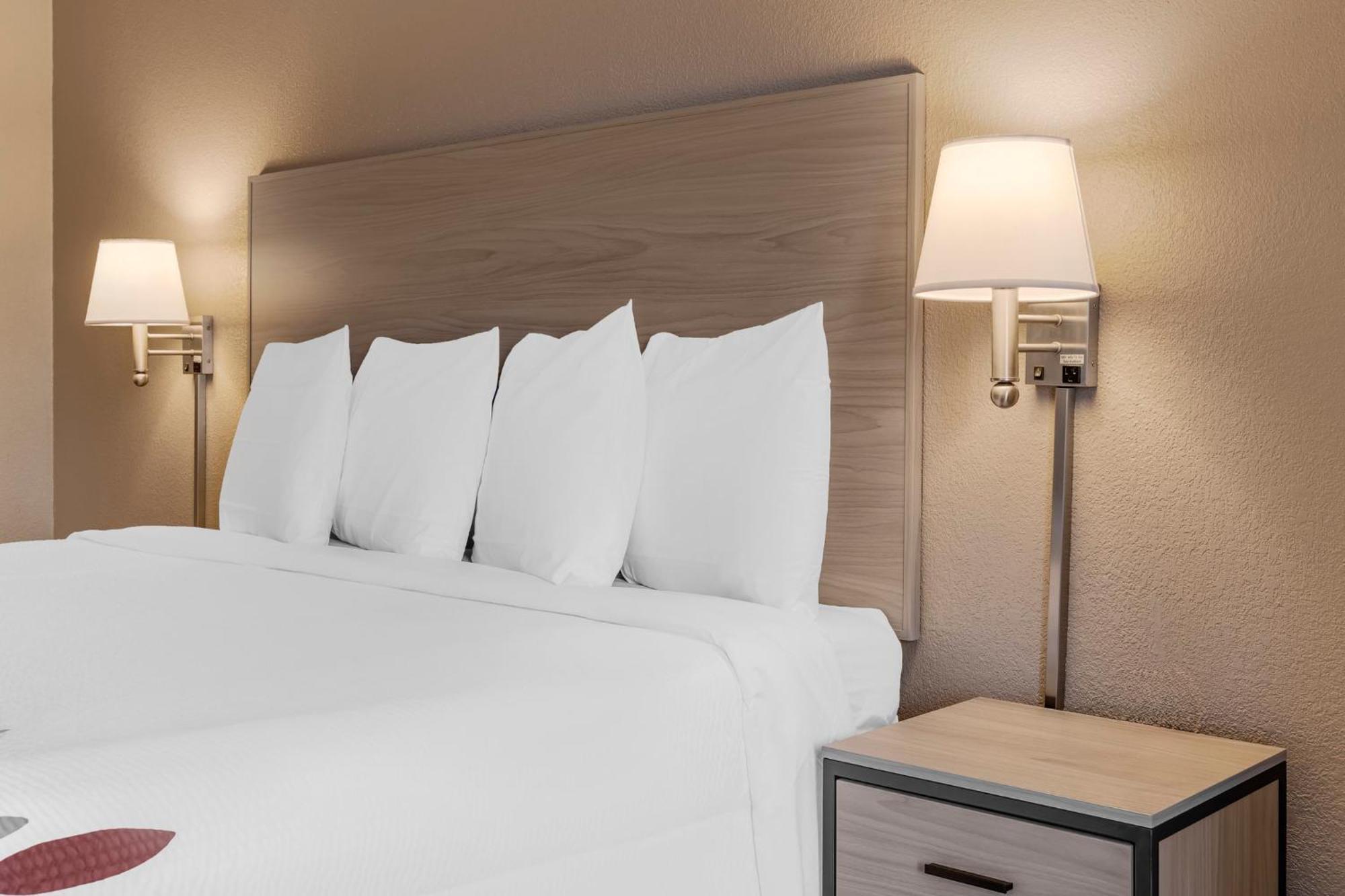 Red Roof Inn סטרודסברג מראה חיצוני תמונה