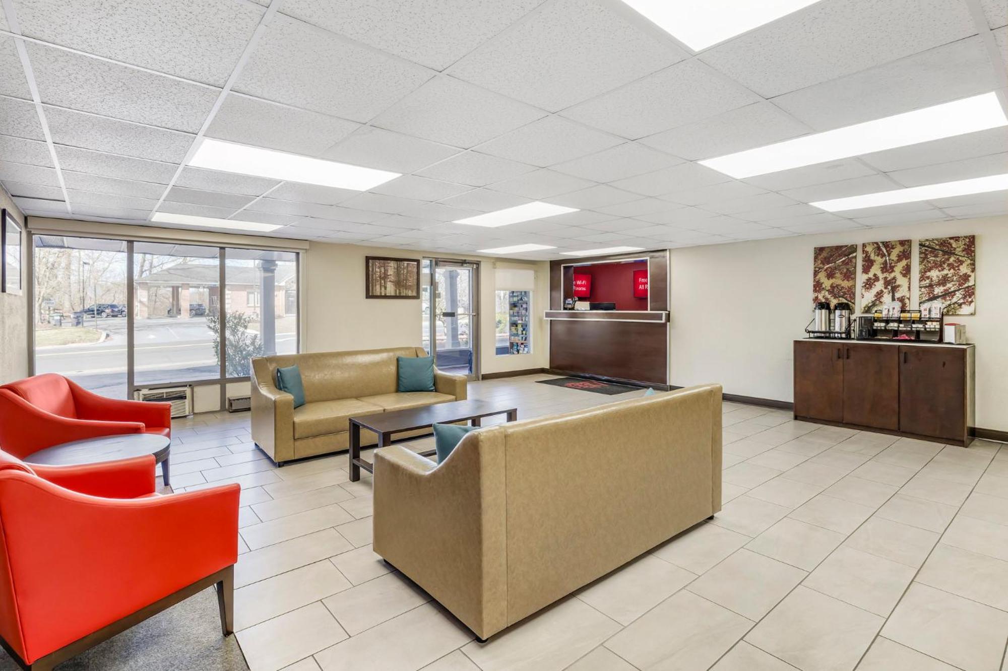 Red Roof Inn סטרודסברג מראה חיצוני תמונה