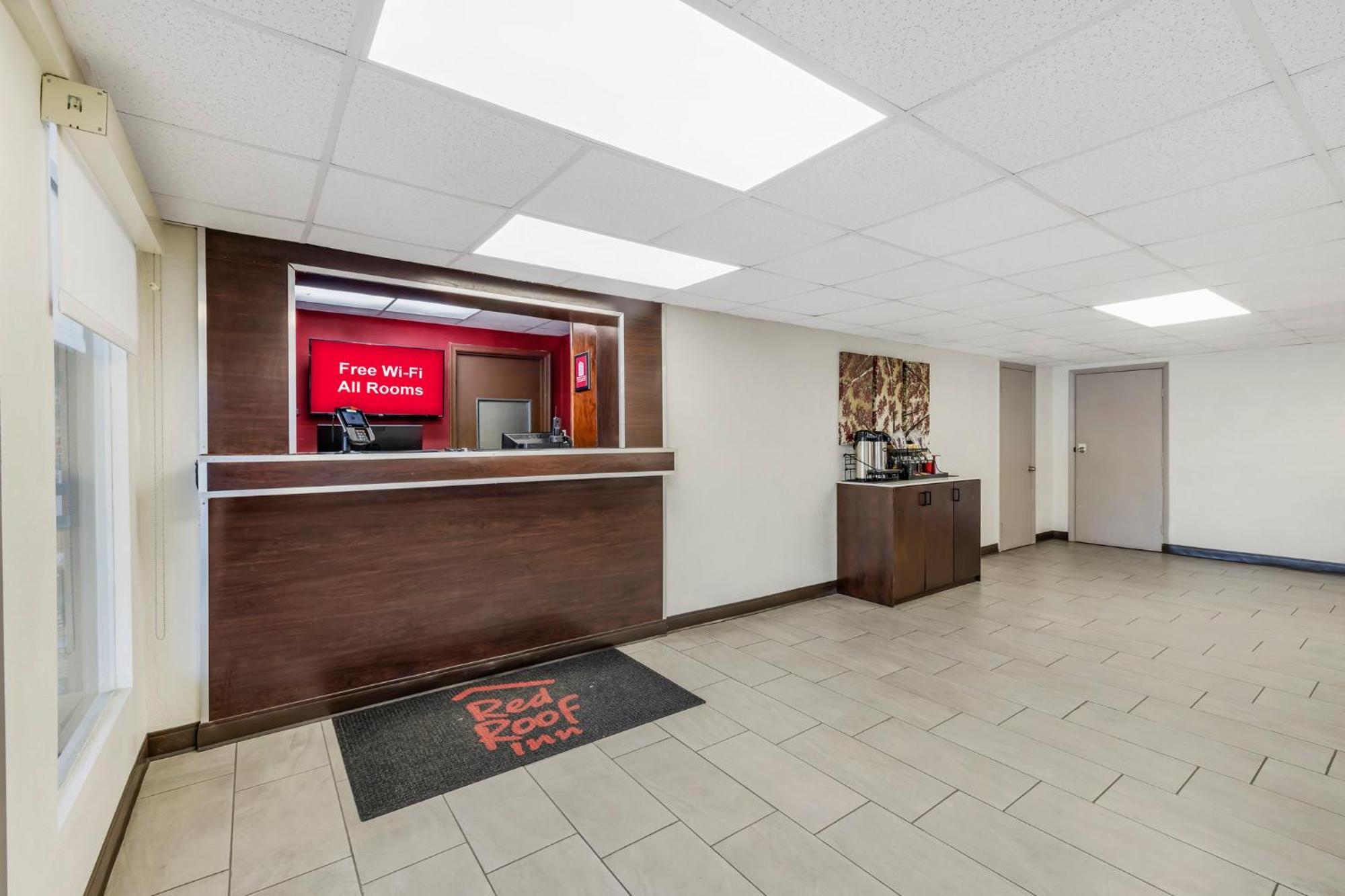 Red Roof Inn סטרודסברג מראה חיצוני תמונה
